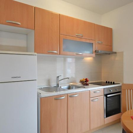 Apartmani Vedrana, Murter Exterior photo