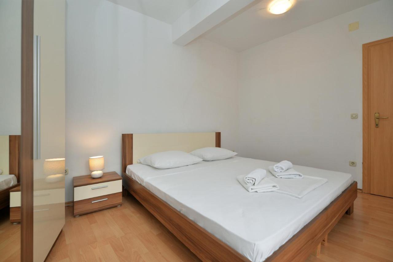 Apartmani Vedrana, Murter Exterior photo