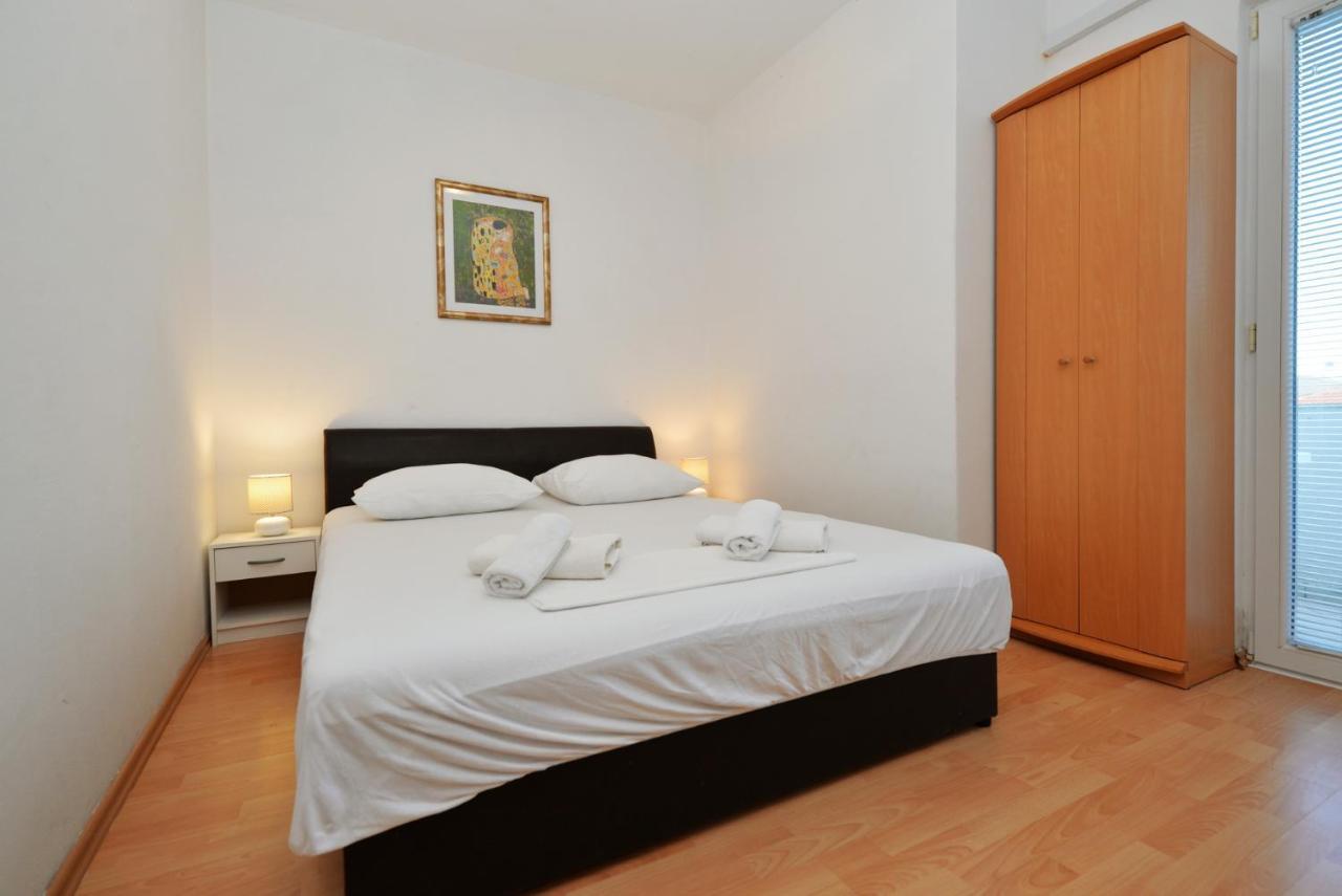 Apartmani Vedrana, Murter Exterior photo