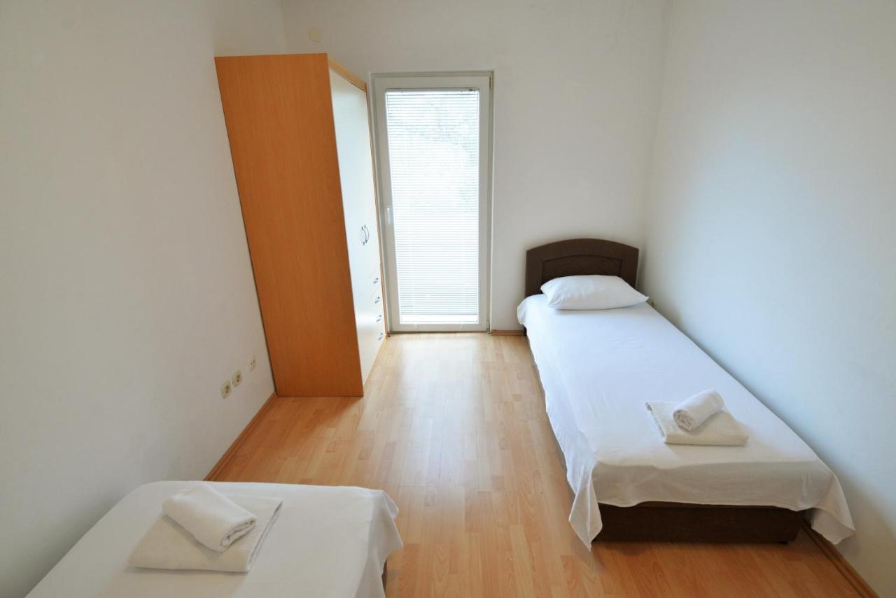Apartmani Vedrana, Murter Exterior photo