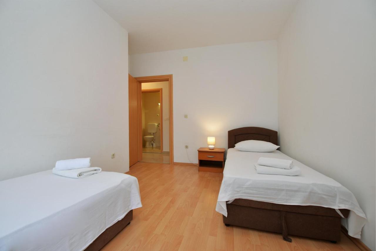 Apartmani Vedrana, Murter Exterior photo